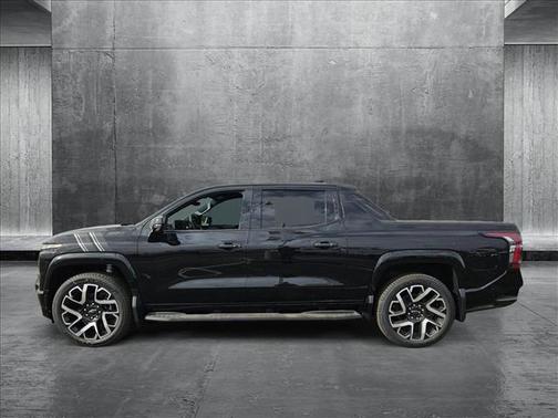 2024 Chevrolet Silverado EV RST