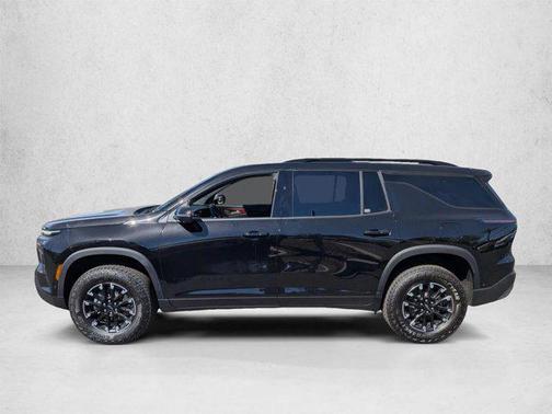 Mosaic Black Metallic 2026 Chevrolet Traverse AWD Z71