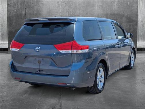 2014 Toyota Sienna L