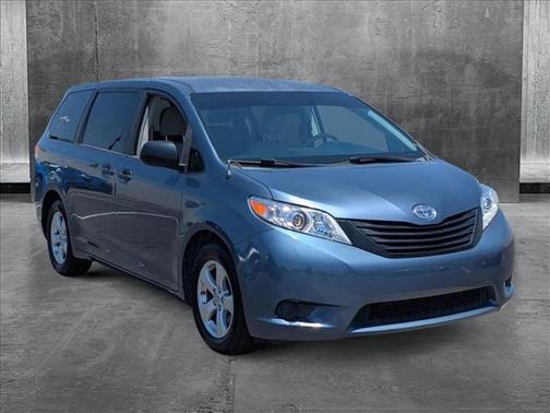 2014 Toyota Sienna L