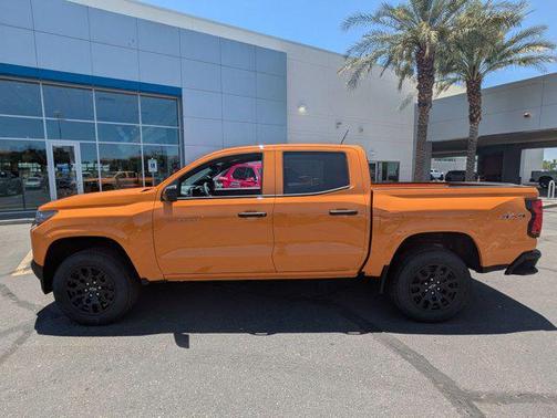 2025 Chevrolet Colorado WT