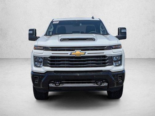 Summit White 2026 Chevrolet Silverado 2500 Custom