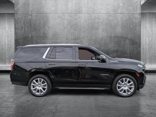 2022 Chevrolet Tahoe 4WD High Country