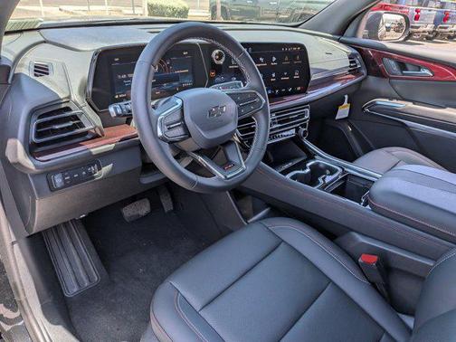 Mosaic Black Metallic 2026 Chevrolet Traverse AWD Z71