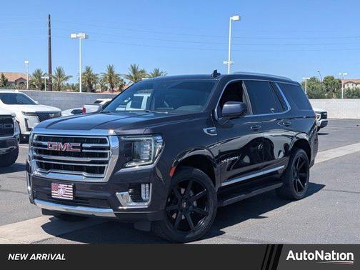 2023 GMC Yukon SLT