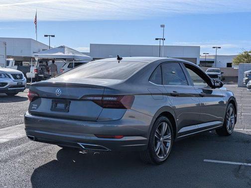 2021 Volkswagen Jetta 1.4T R-Line