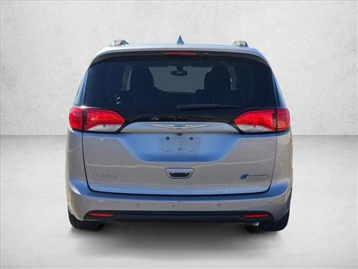 2018 Chrysler Pacifica Hybrid Touring L