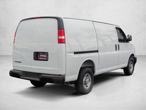 2025 Chevrolet Express 2500 RWD 2500 Regular Wheelbase WT