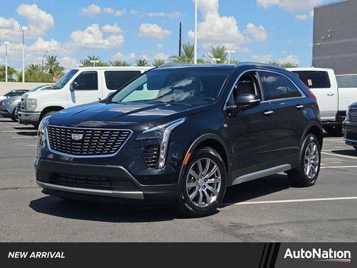2022 Cadillac XT4 Premium Luxury
