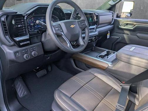 2025 Chevrolet Silverado 2500 High Country