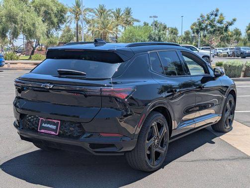 2025 Chevrolet Equinox EV RS