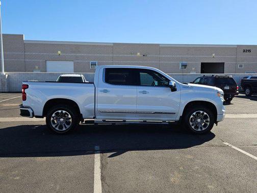 2023 Chevrolet Silverado 1500 High Country