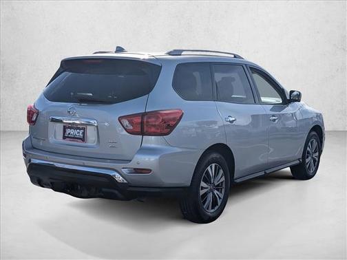 2019 Nissan Pathfinder SL