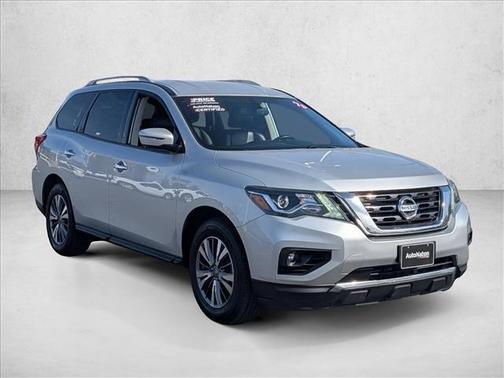 2019 Nissan Pathfinder SL