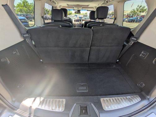 2017 INFINITI QX80 Base