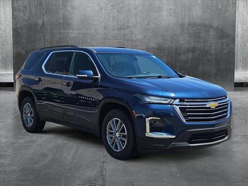 2022 Chevrolet Traverse LT Cloth