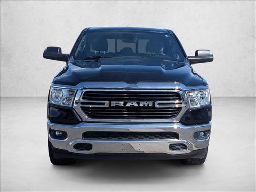 Diamond Black Crystal Pearlcoat 2021 RAM 1500 Big Horn/Lone Star