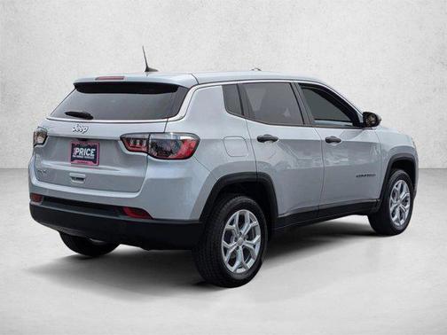 Silver Zynith Metallic Clearcoat 2024 Jeep Compass Sport