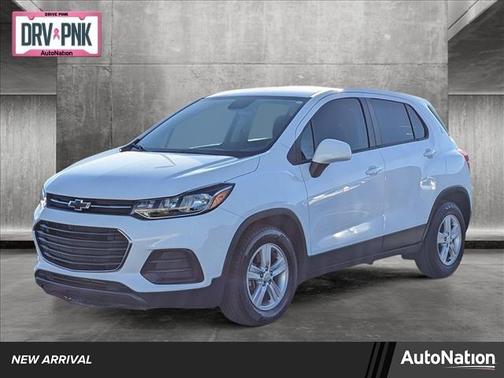 Summit White 2020 Chevrolet Trax LS