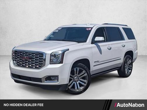 White Frost Tricoat 2019 GMC Yukon Denali