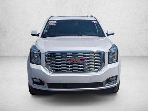 White Frost Tricoat 2019 GMC Yukon Denali