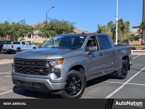 Sterling Gray Metallic 2024 Chevrolet Silverado 1500 Custom