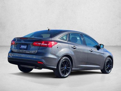 Magnetic Metallic 2018 Ford Focus SE