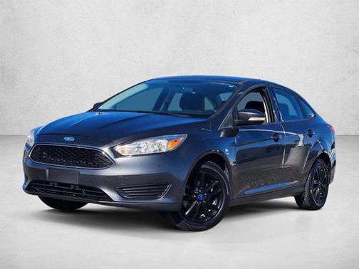 Magnetic Metallic 2018 Ford Focus SE