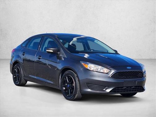 Magnetic Metallic 2018 Ford Focus SE
