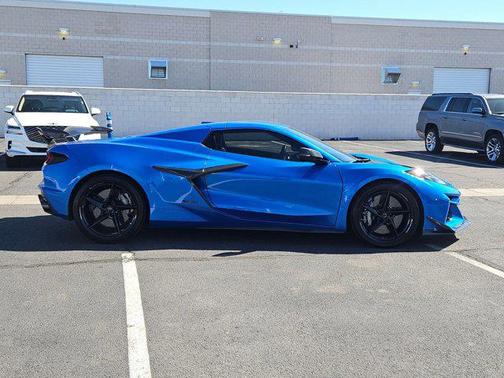 2025 Chevrolet Corvette E-Ray RWD Convertible 1LZ