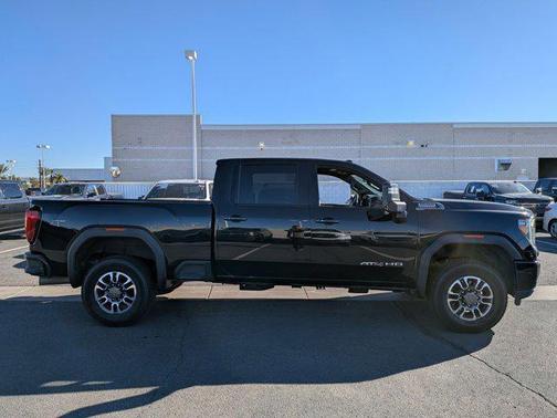 2023 GMC Sierra 2500 AT4