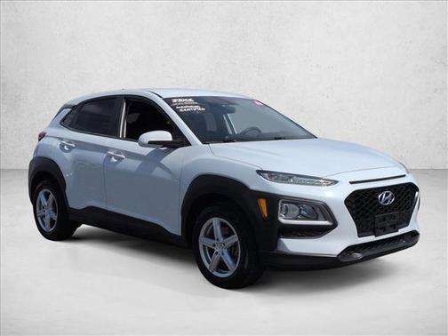 Chalk White 2018 Hyundai KONA SE