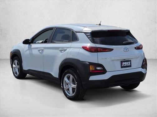 Chalk White 2018 Hyundai KONA SE