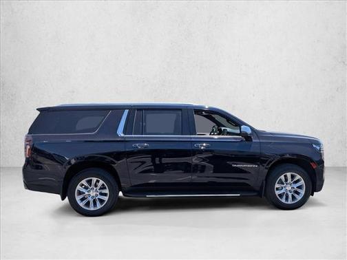 Midnight Blue Metallic 2023 Chevrolet Suburban Premier