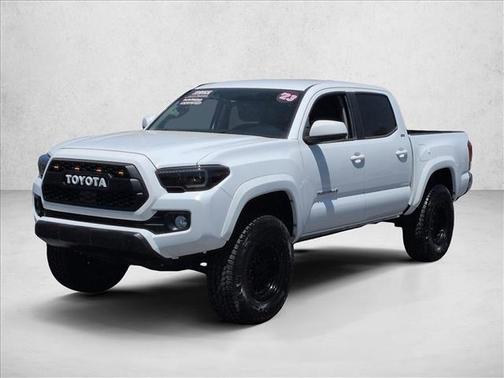 Ice Cap 2023 Toyota Tacoma SR5