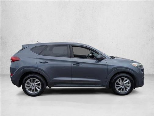 Coliseum Gray 2017 Hyundai TUCSON SE