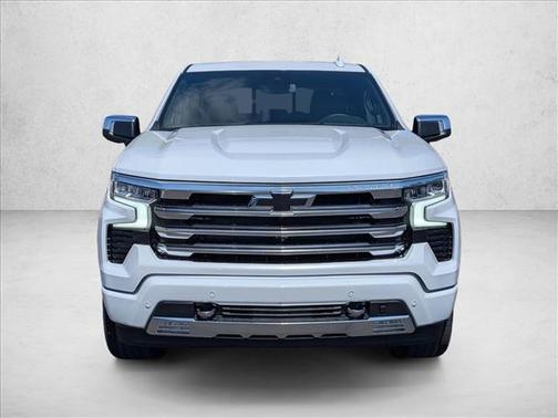 Polar White Tricoat 2026 Chevrolet Silverado 1500 High Country
