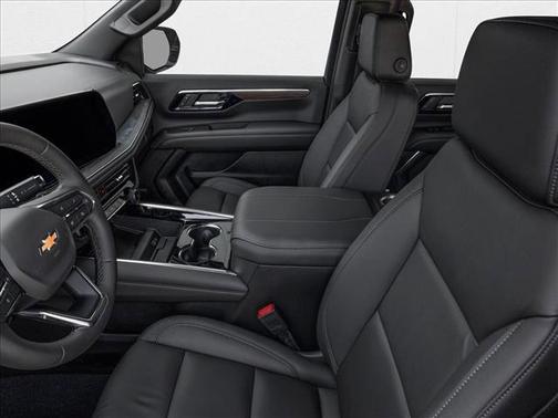 Black 2026 Chevrolet Suburban LT