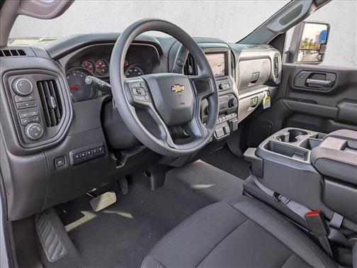 2026 Chevrolet Silverado 2500 Custom