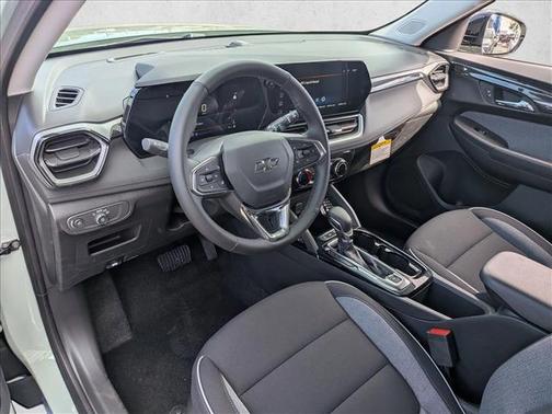 Cacti Green 2026 Chevrolet Trailblazer LT