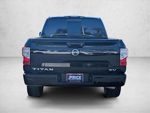 2020 Nissan Titan SV