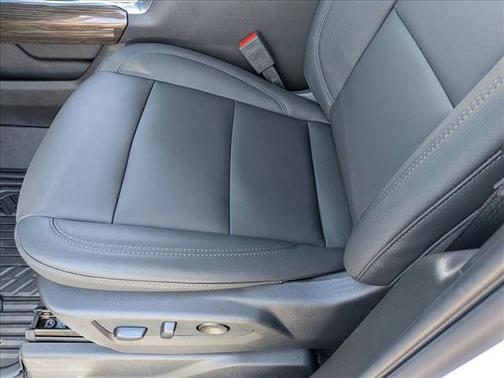 Summit White 2026 Chevrolet Silverado 1500 RST