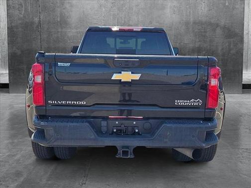 2022 Chevrolet Silverado 3500 High Country