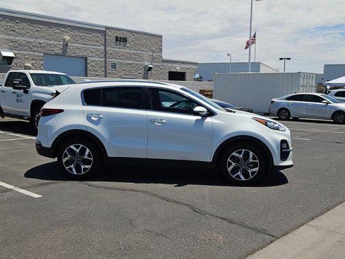 2020 Kia Sportage EX