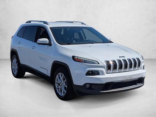 Bright White Clearcoat 2016 Jeep Cherokee Latitude