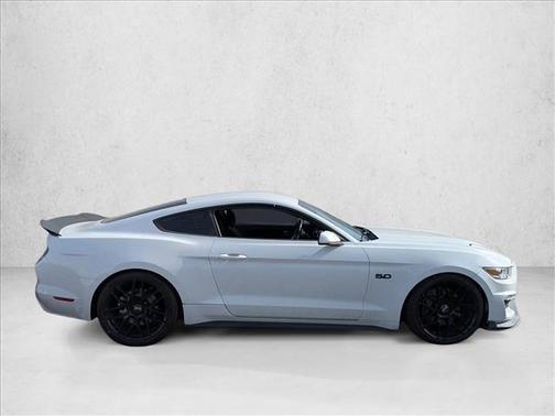 2017 Ford Mustang GT