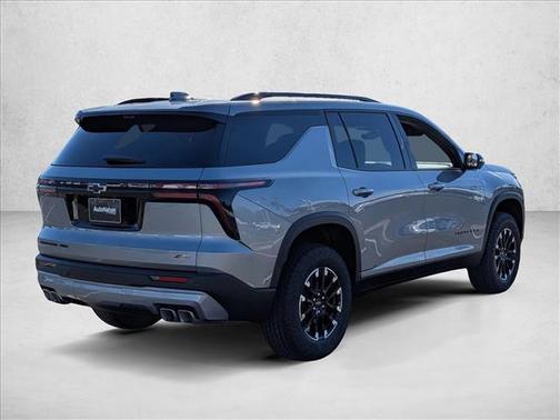 Sterling Gray Metallic 2026 Chevrolet Traverse AWD Z71