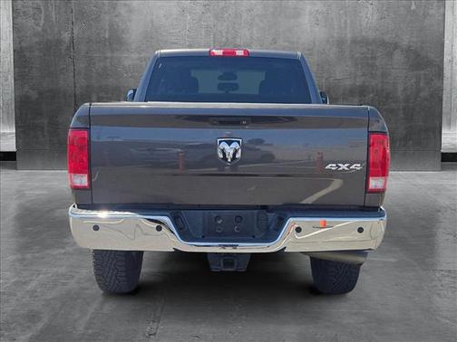 2018 RAM 2500 Tradesman Crew Cab 4x4 6'4' Box
