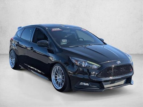 2016 Ford Focus ST 