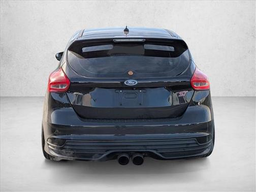 2016 Ford Focus ST 